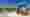 Strandkorb im Sand